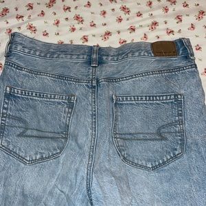 Light wash American eagle jeans